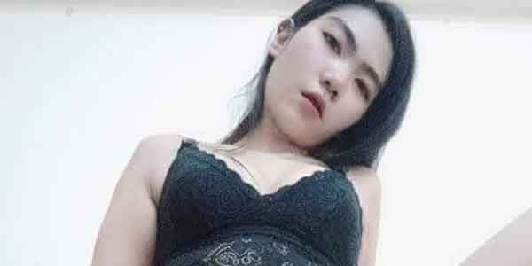 สาวร่านแหกหีโชว์หมอย